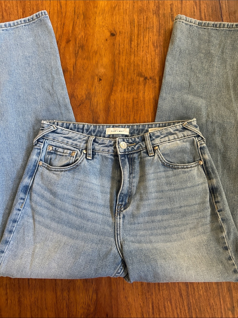Cleo + Wolf High Rise Straight women’s Jeans, W27/L30 - Picture 4 of 5